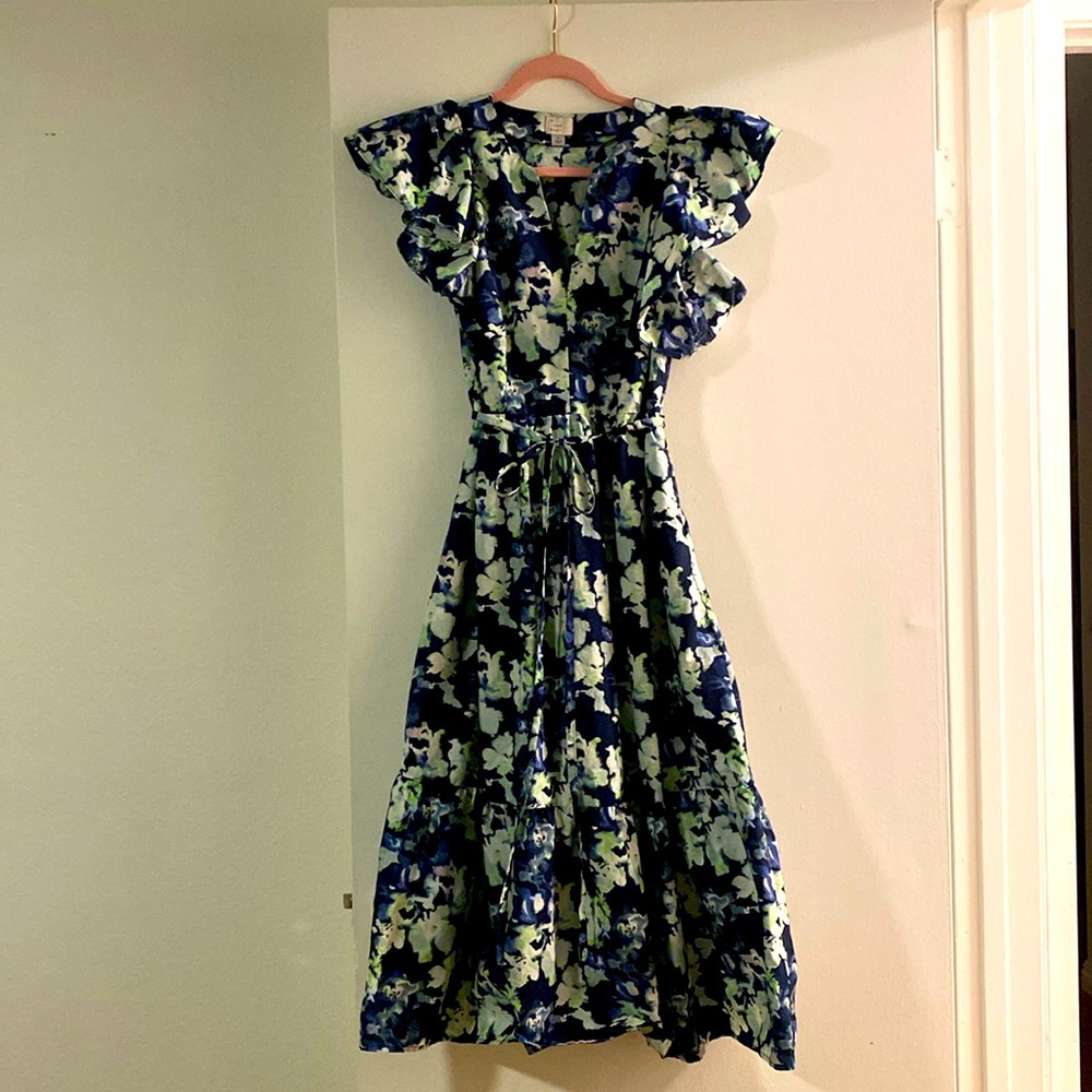 Navy blue, light green, & white floral pattern A-line dress w/ flutter sleeves.
